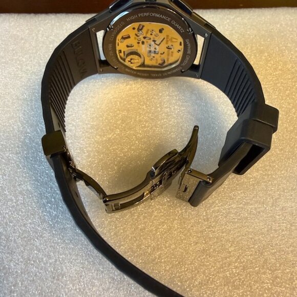 Bulova Curv Watch - Picture 3 of 6